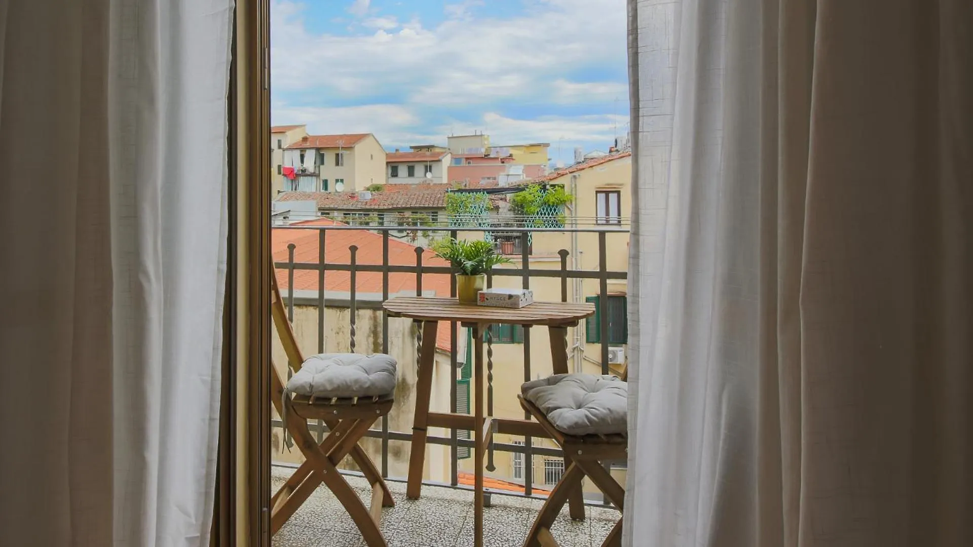Guido Monaco Contemporary Stylish And Modern Apartment Florence Italy