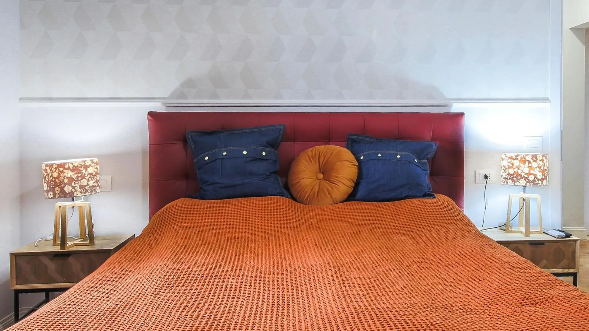 Guido Monaco Contemporary Stylish And Modern Apartment Florence