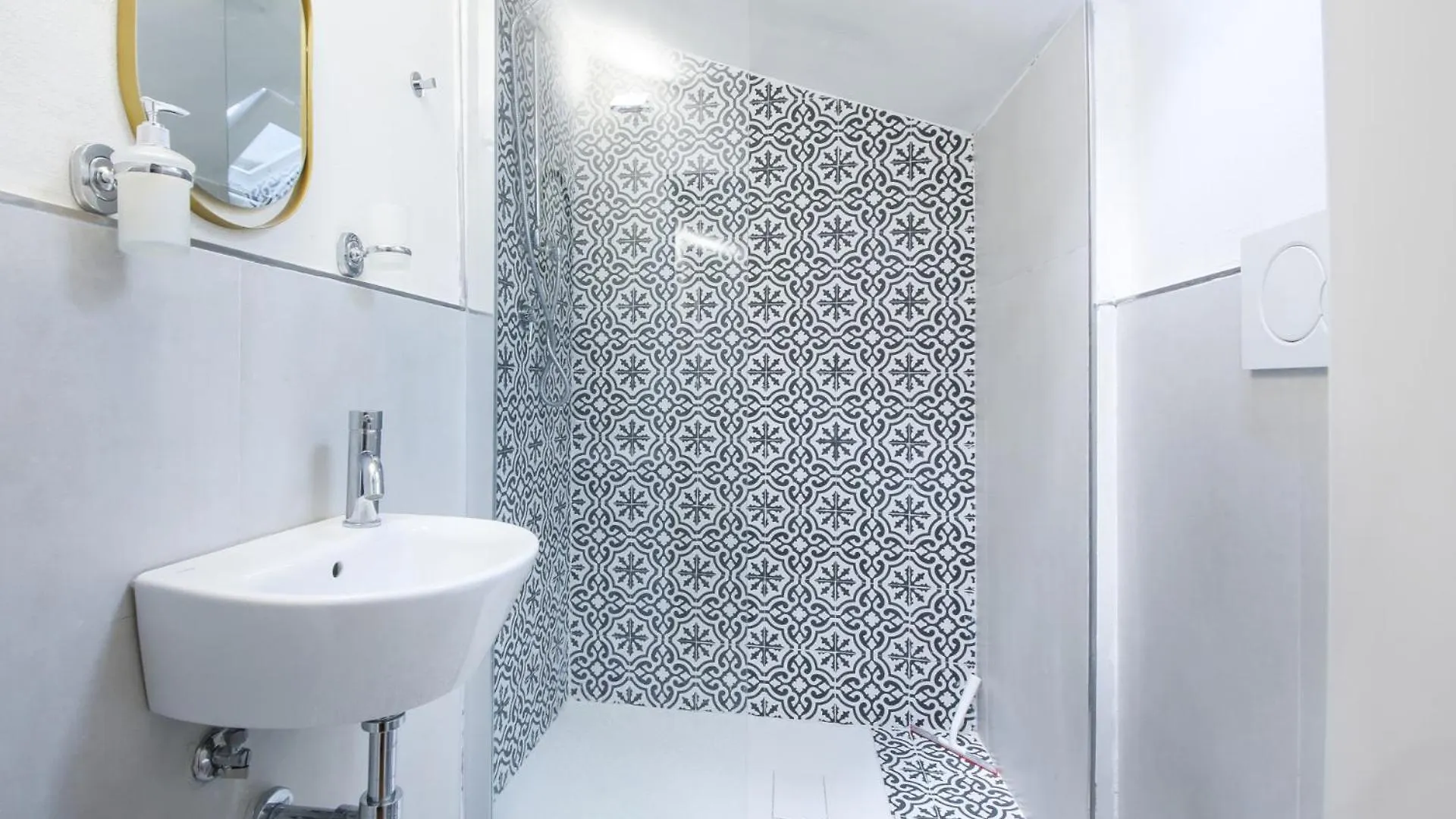 Guido Monaco Contemporary Stylish And Modern Apartment Florence 0*,  Italy